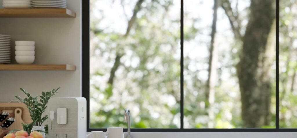 cocina con ventanas